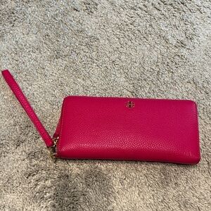 Tory Burch Fuchsia Leather Wristlet